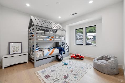 2154 Vintage Circle Santa Rosa CA 95404