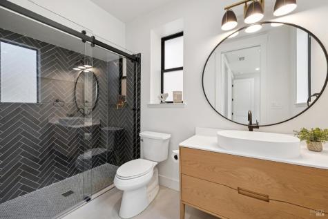 2154 Vintage Circle Santa Rosa CA 95404