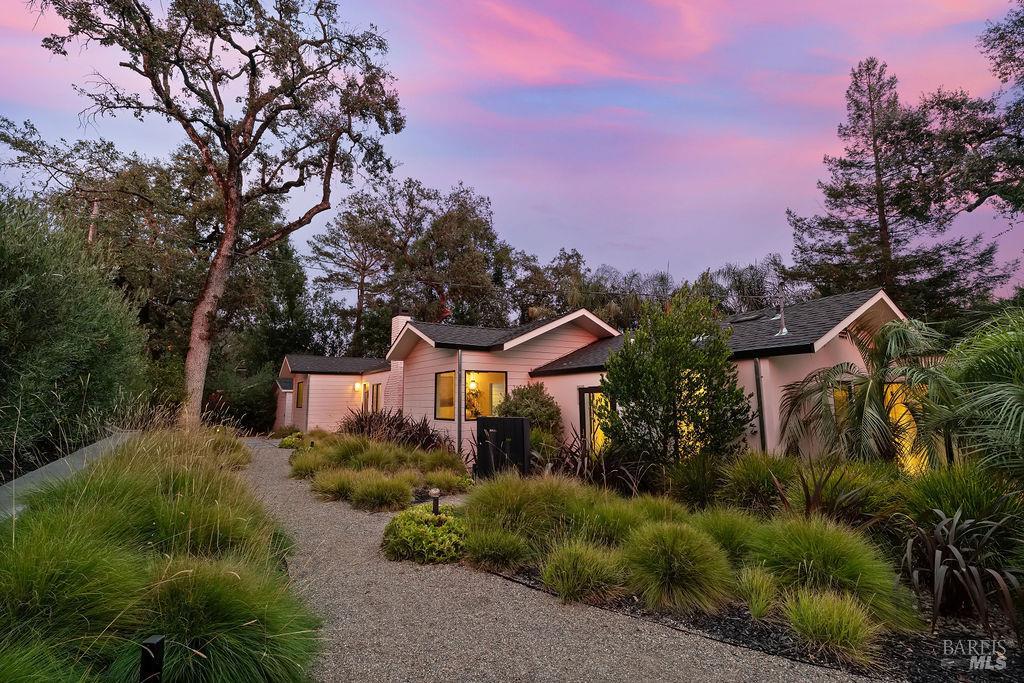 778 S Fitch Mountain Road Healdsburg CA 95448
