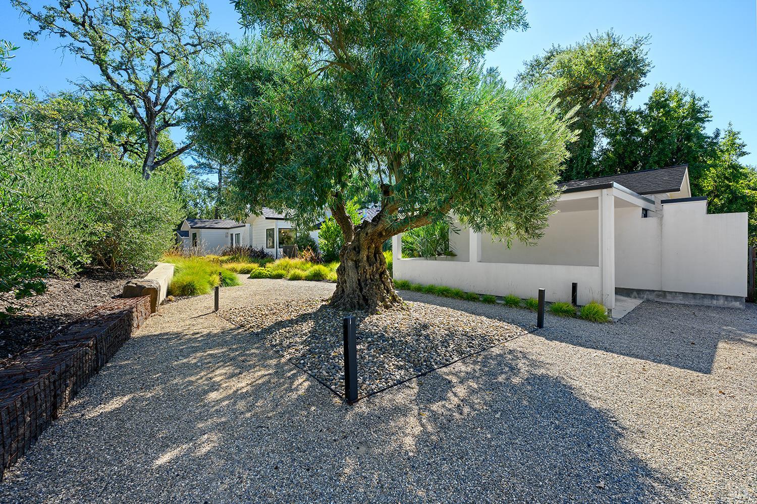 778 S Fitch Mountain Road Healdsburg CA 95448