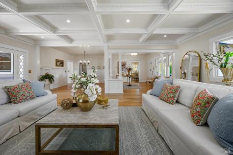 614 Live Oak Avenue Sebastopol CA 95472