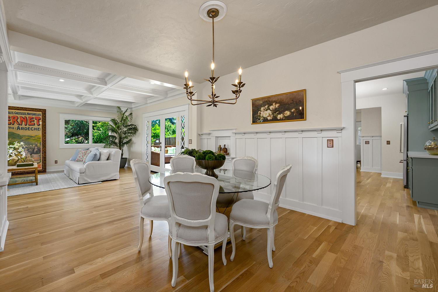 614 Live Oak Avenue Sebastopol CA 95472
