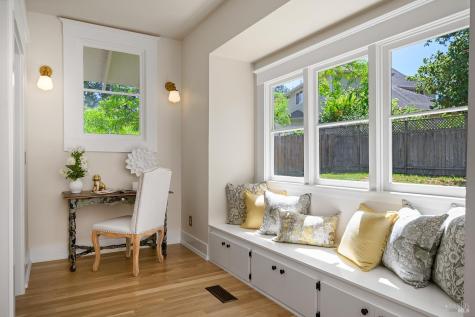 614 Live Oak Avenue Sebastopol CA 95472