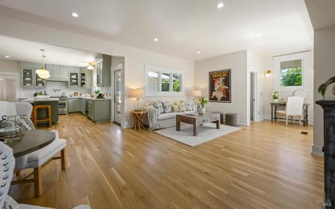 614 Live Oak Avenue Sebastopol CA 95472