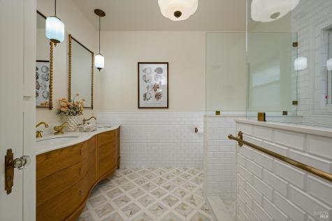 614 Live Oak Avenue Sebastopol CA 95472