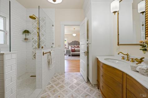 614 Live Oak Avenue Sebastopol CA 95472