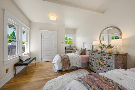 614 Live Oak Avenue Sebastopol CA 95472