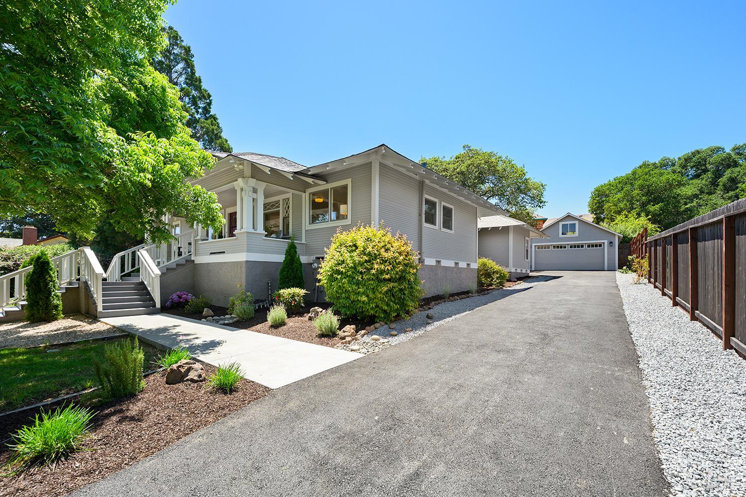 614 Live Oak Avenue Sebastopol CA 95472