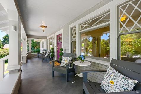 614 Live Oak Avenue Sebastopol CA 95472