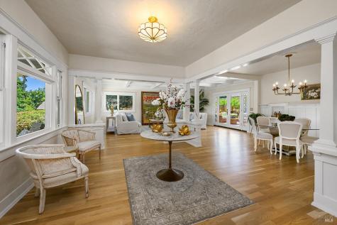 614 Live Oak Avenue Sebastopol CA 95472