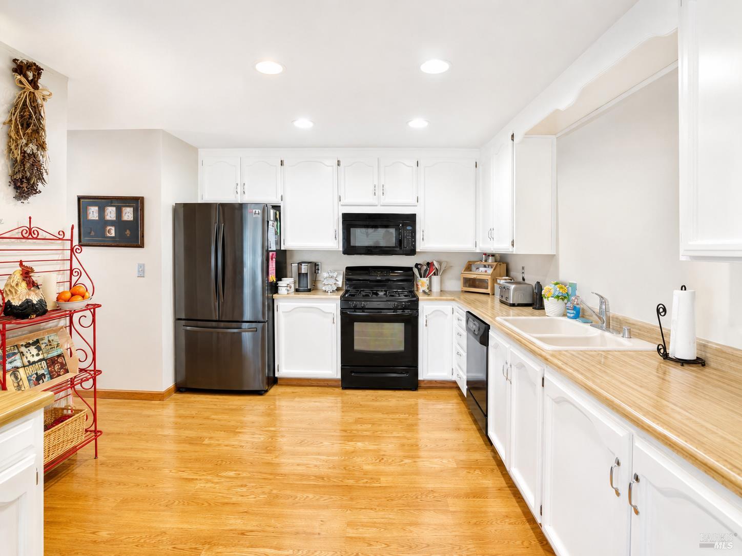840 Hudis Street Rohnert Park CA 94928