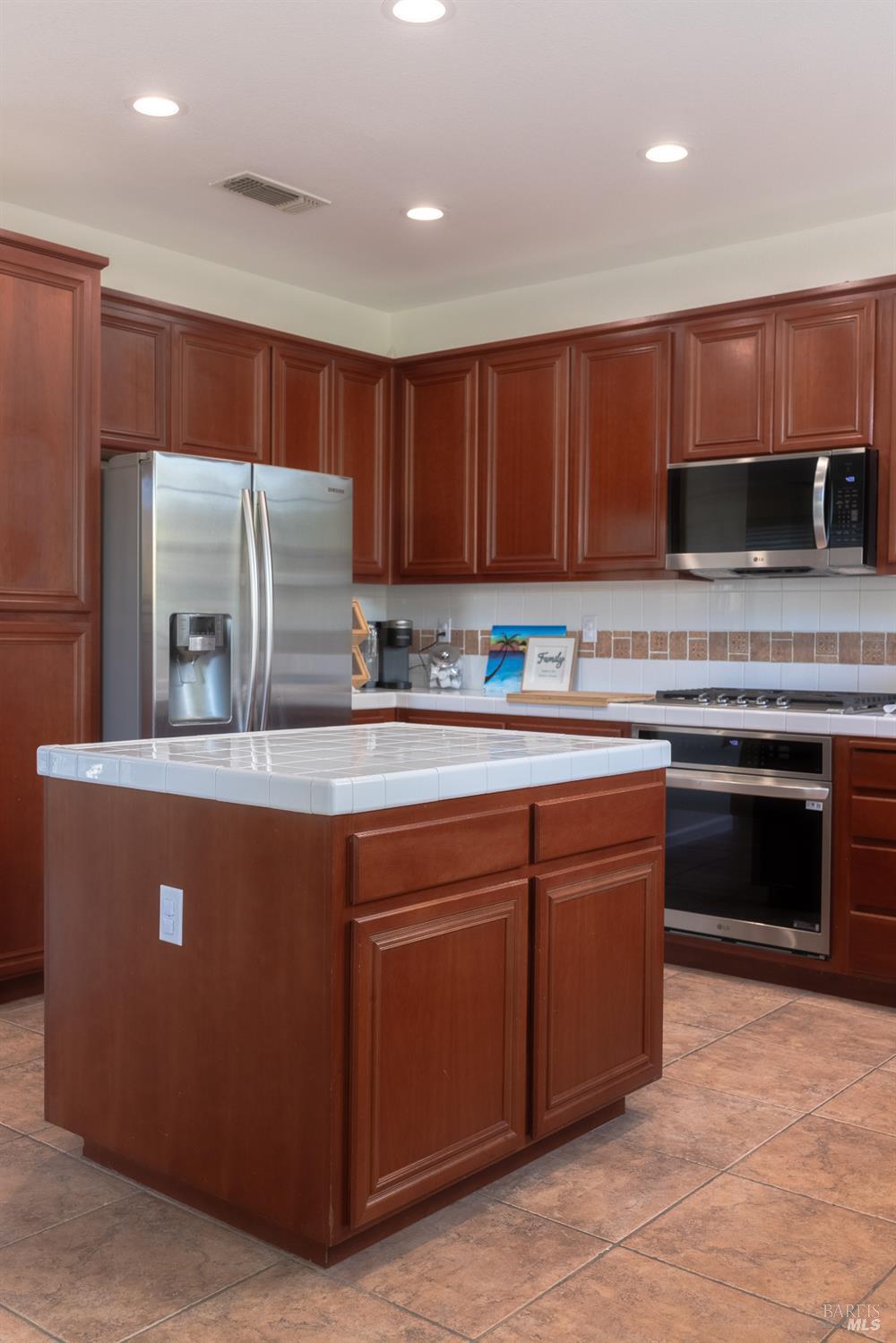 8400 Bennington Court Vallejo CA 94591