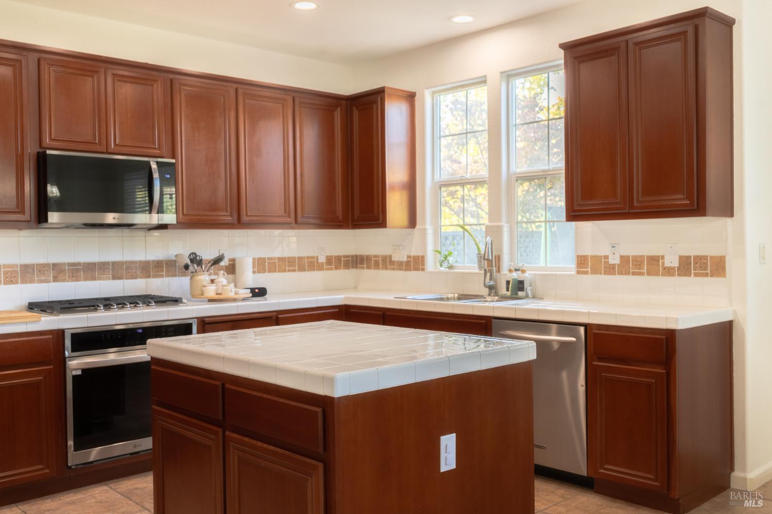 8400 Bennington Court Vallejo CA 94591
