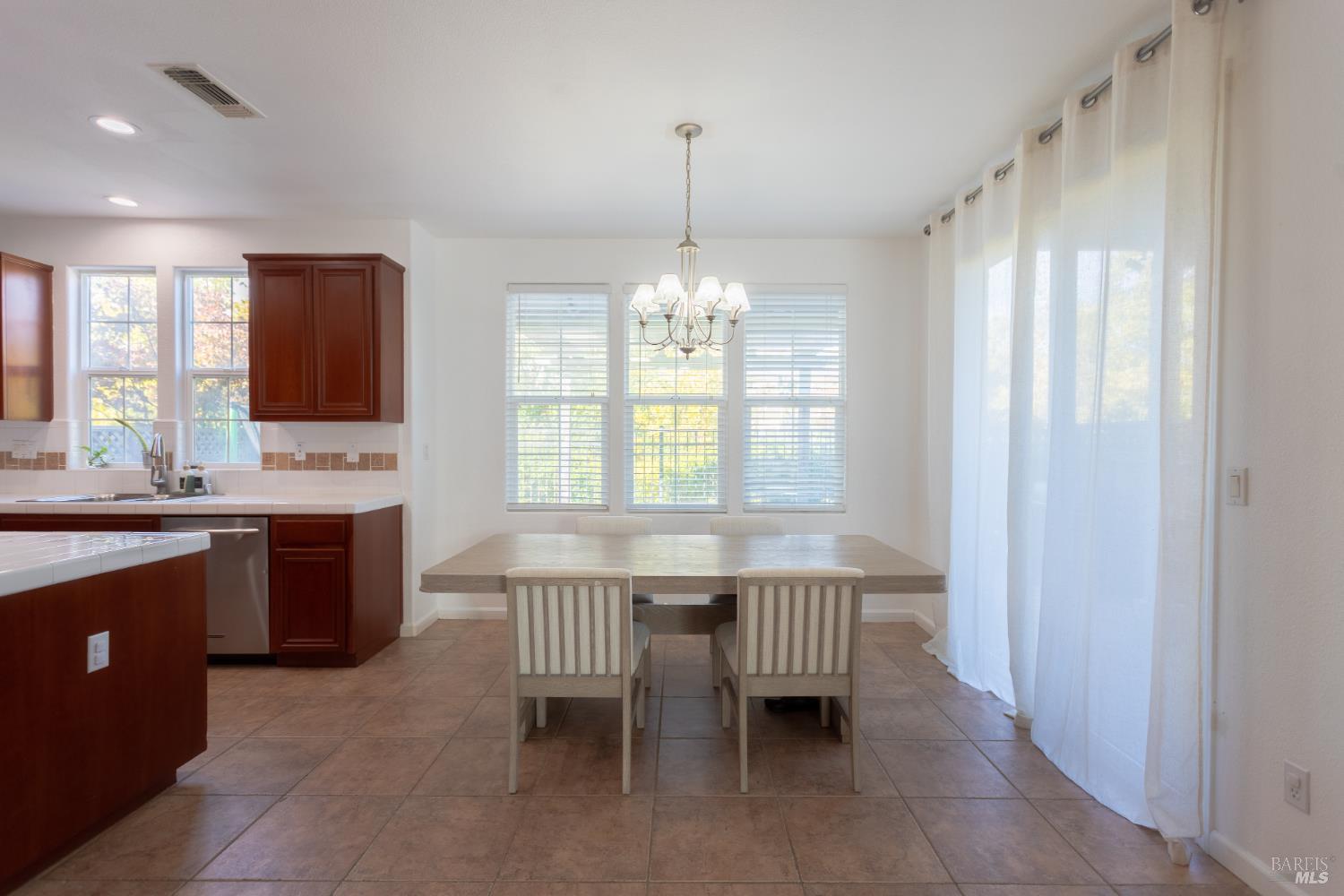 8400 Bennington Court Vallejo CA 94591