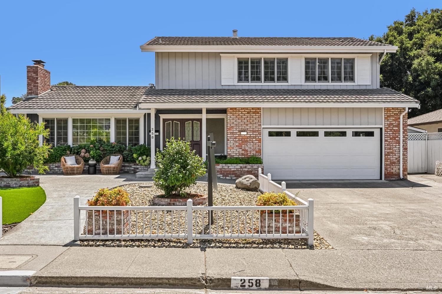 258 San Carlos Way Novato CA 94945