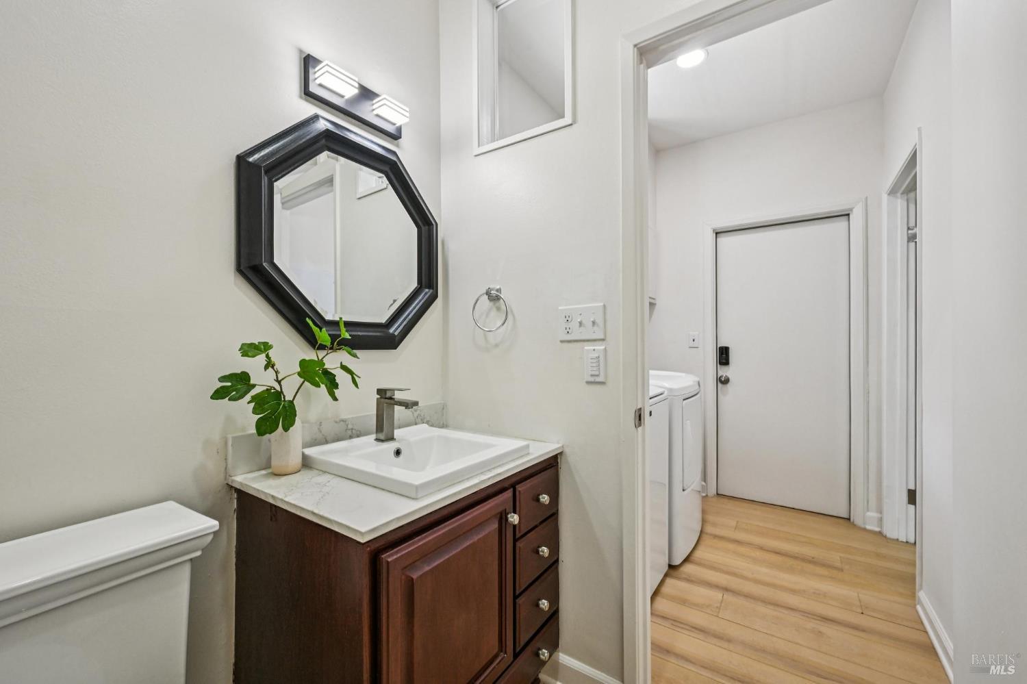258 San Carlos Way Novato CA 94945