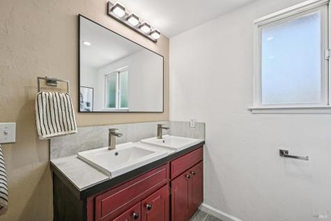 258 San Carlos Way Novato CA 94945