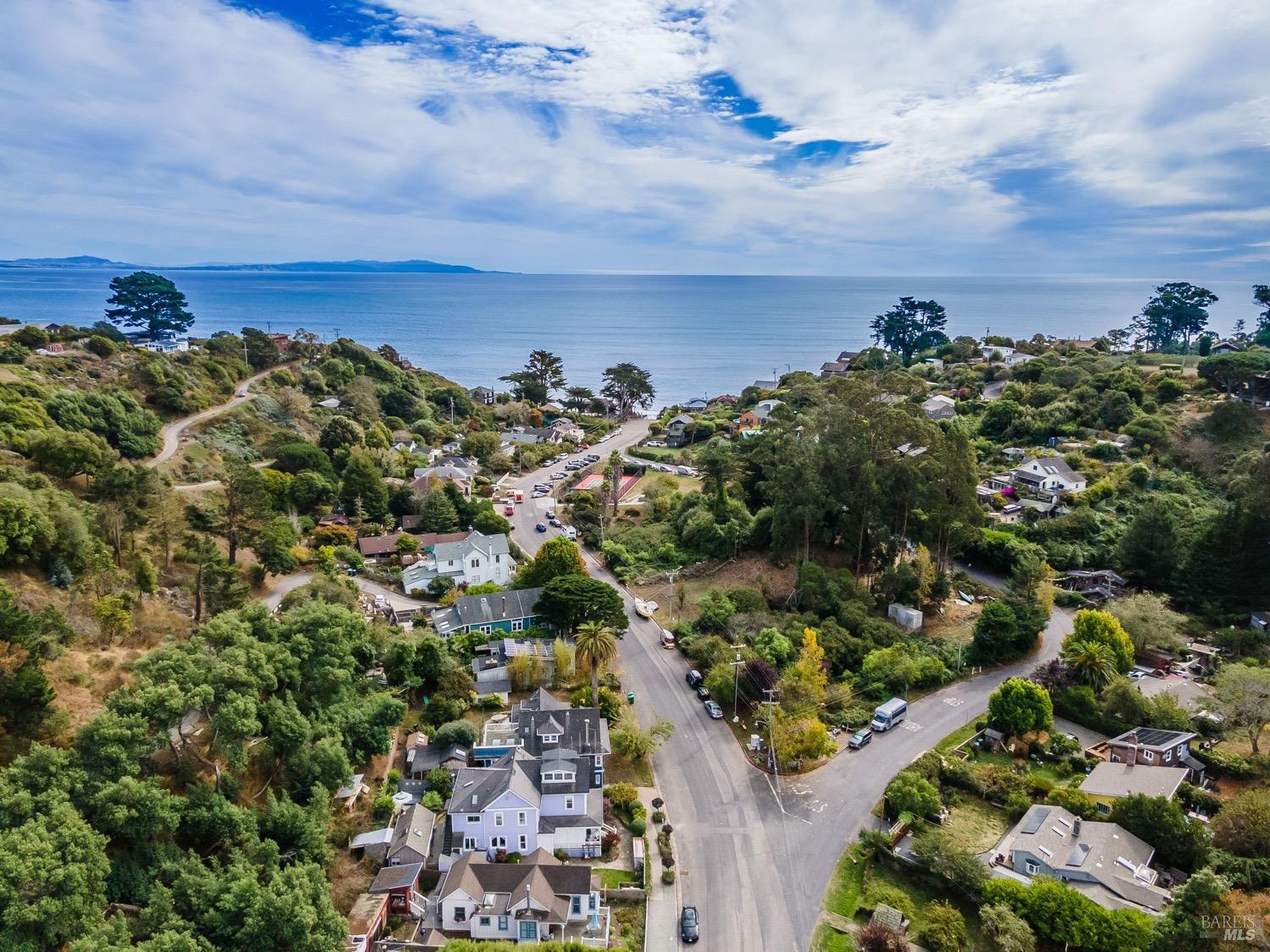 16 Brighton Avenue Bolinas CA 94924