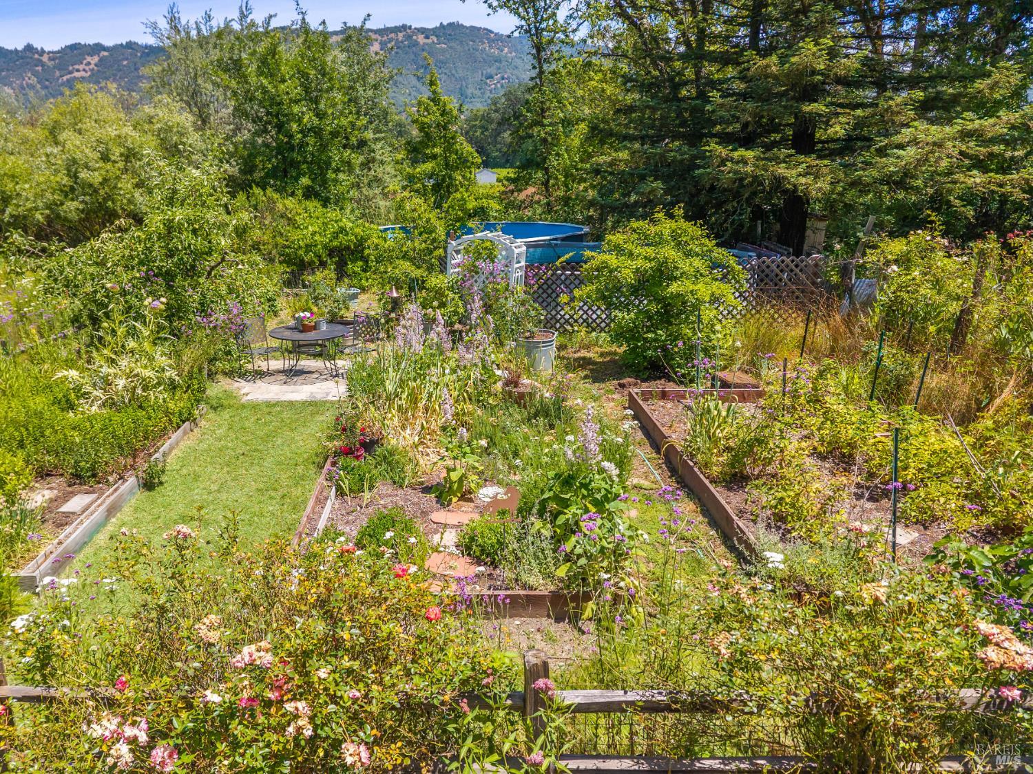 13511 Powerhouse Road Potter Valley CA 95469