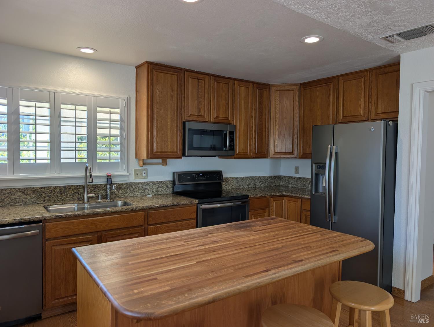 225 Woodhaven Drive Vacaville CA 95687
