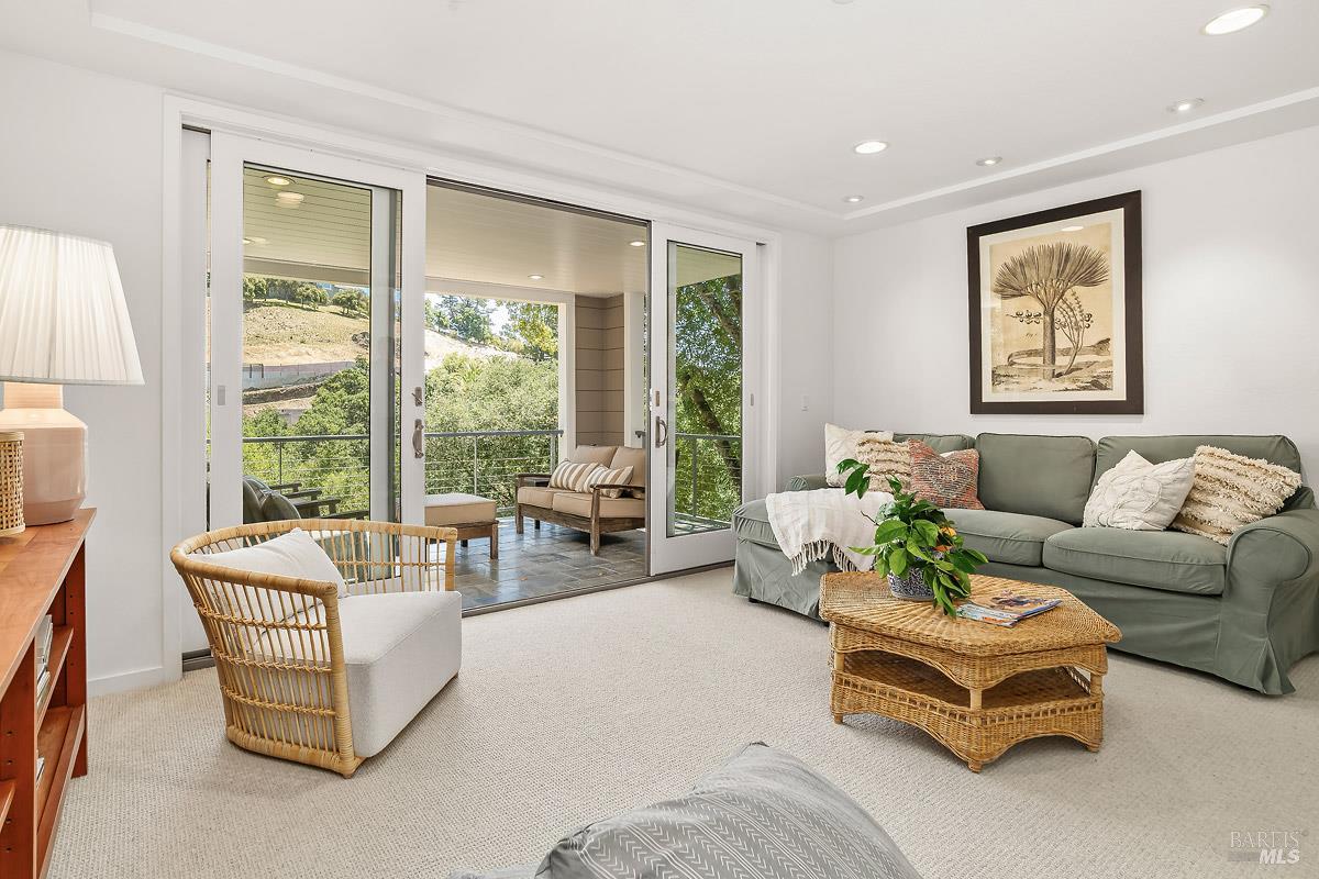 46 Miwok Drive San Anselmo CA 94960