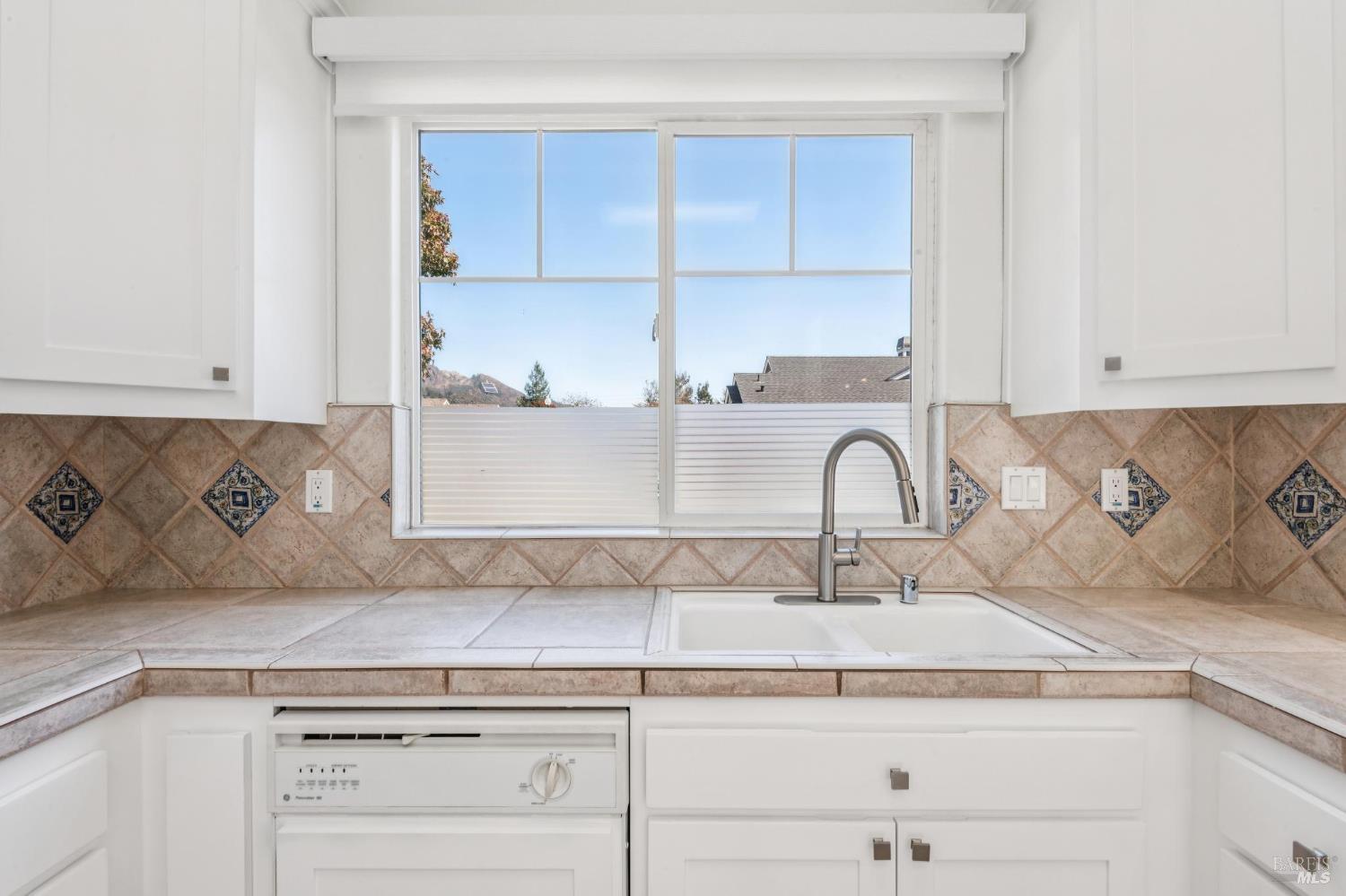 6551 Pine Valley Drive Santa Rosa CA 95409