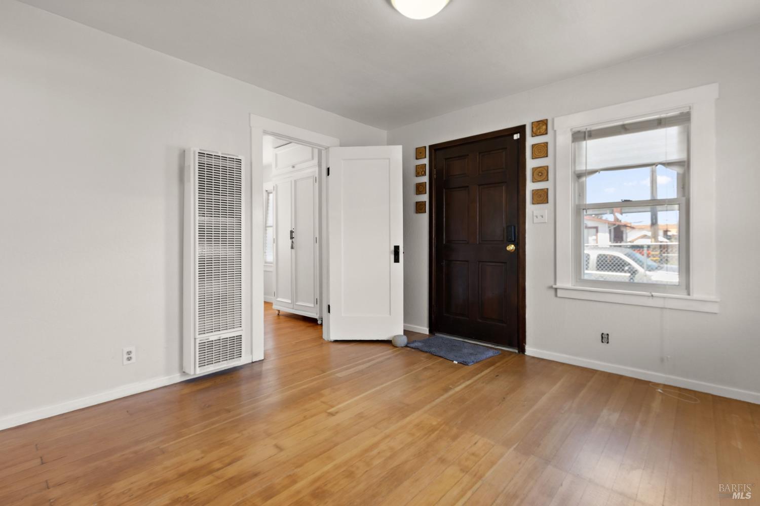 10017 Pippin Street Oakland CA 94603