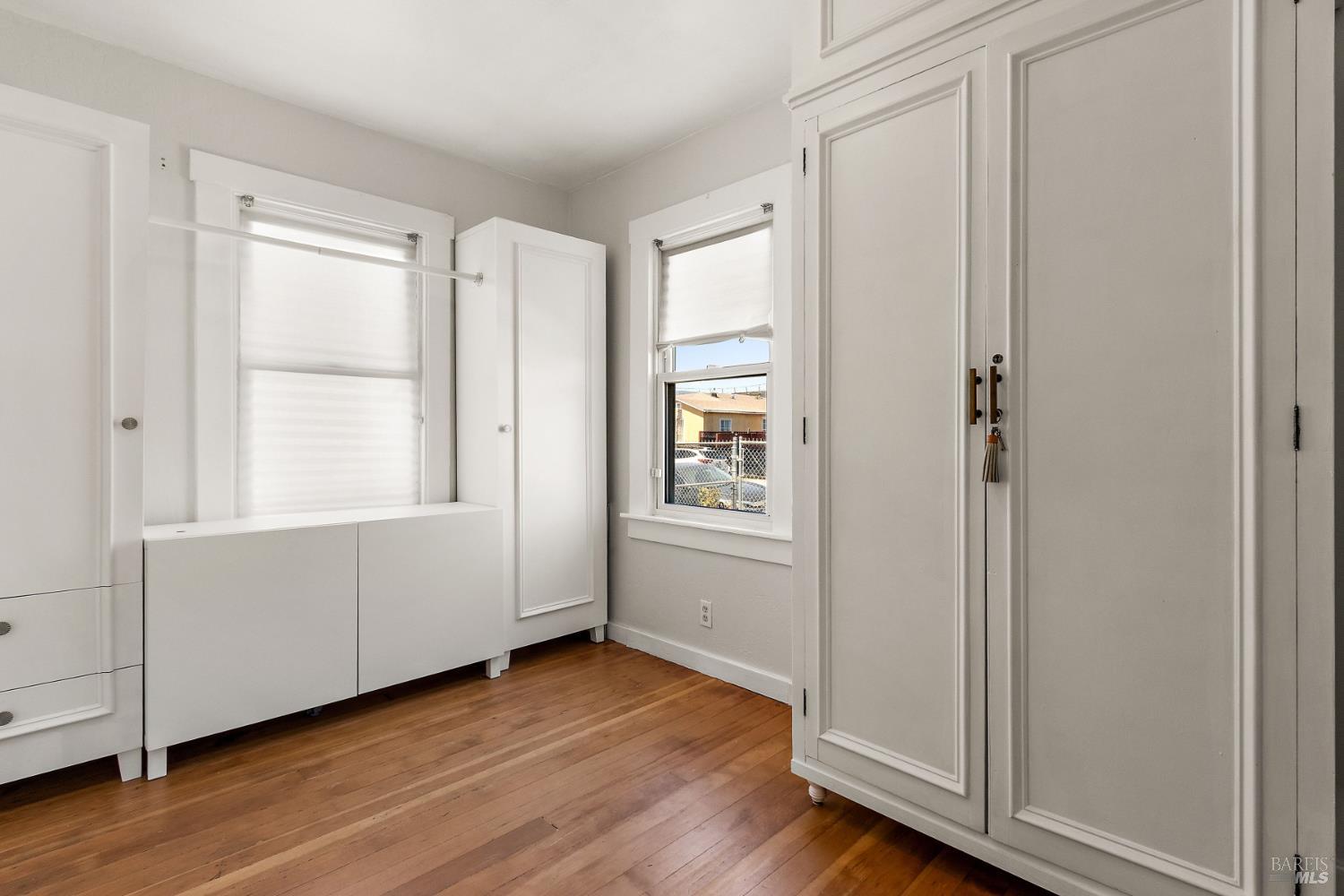 10017 Pippin Street Oakland CA 94603