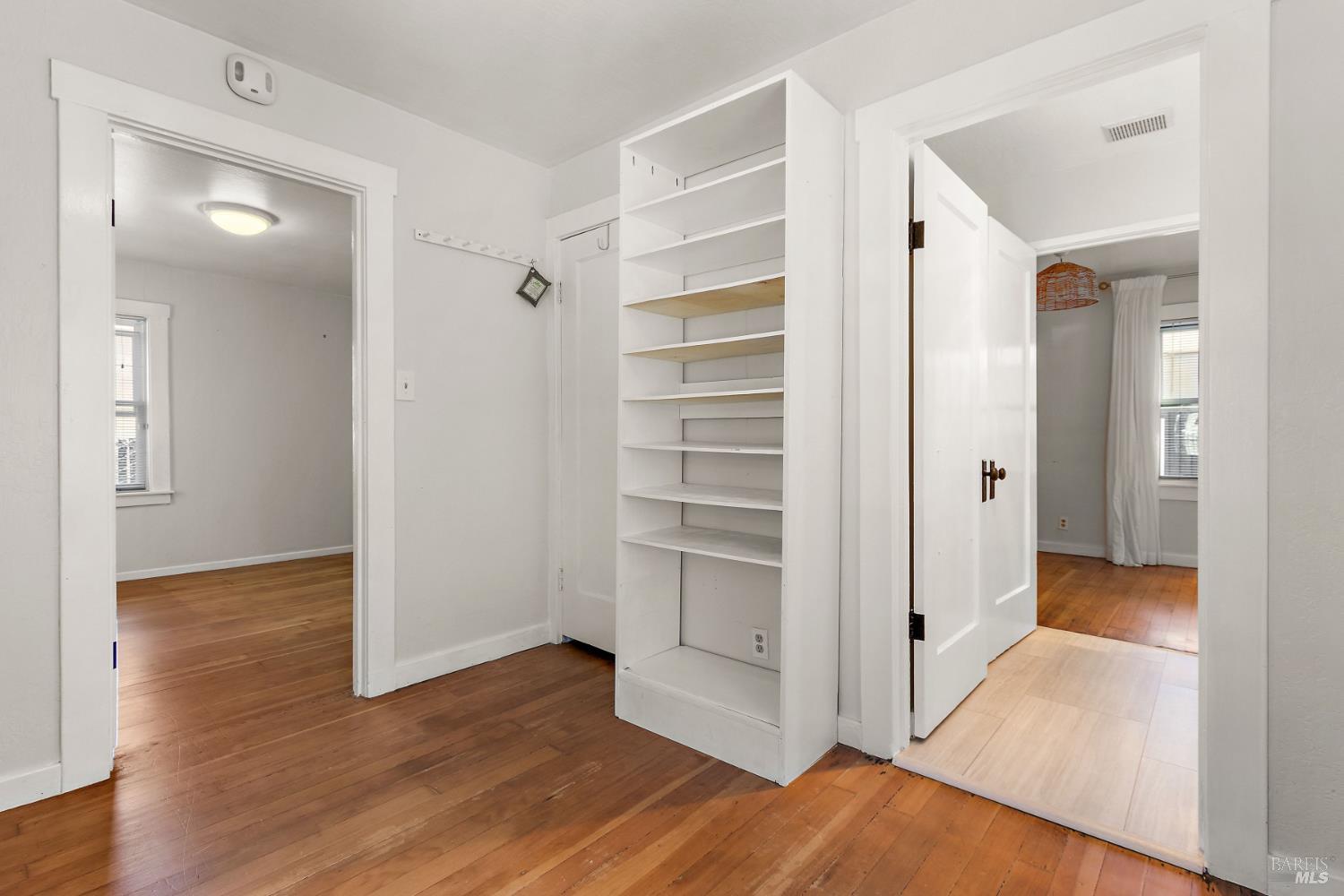 10017 Pippin Street Oakland CA 94603