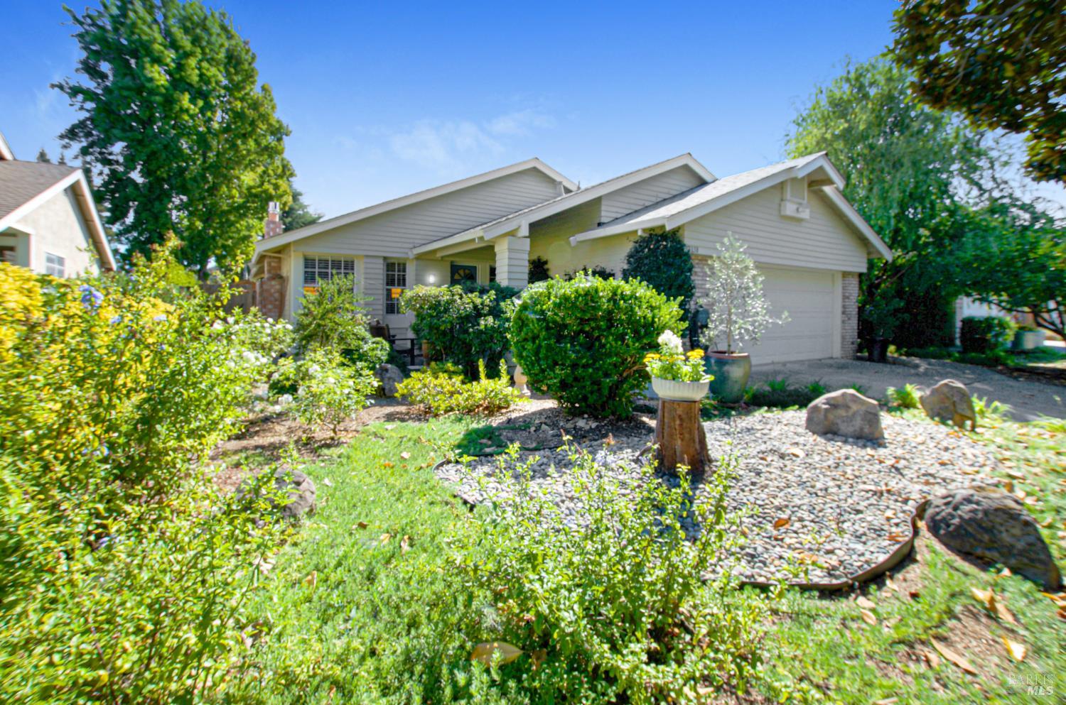 2338 Lakepark Drive Napa CA 94558