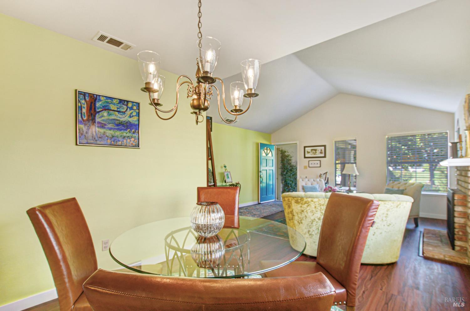 2338 Lakepark Drive Napa CA 94558