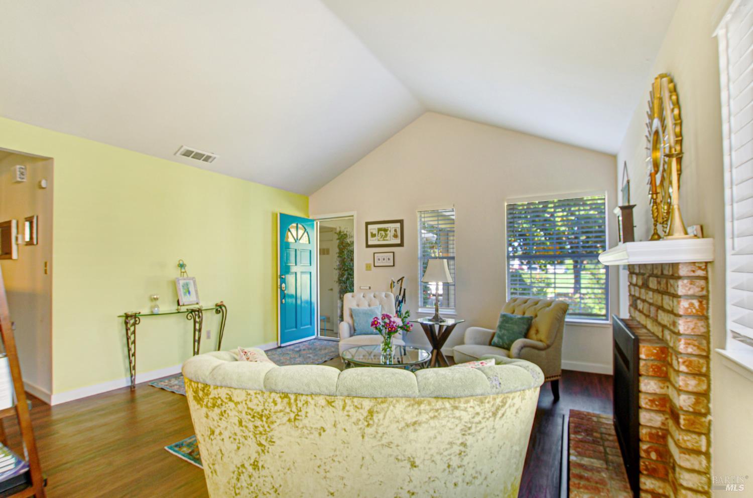 2338 Lakepark Drive Napa CA 94558