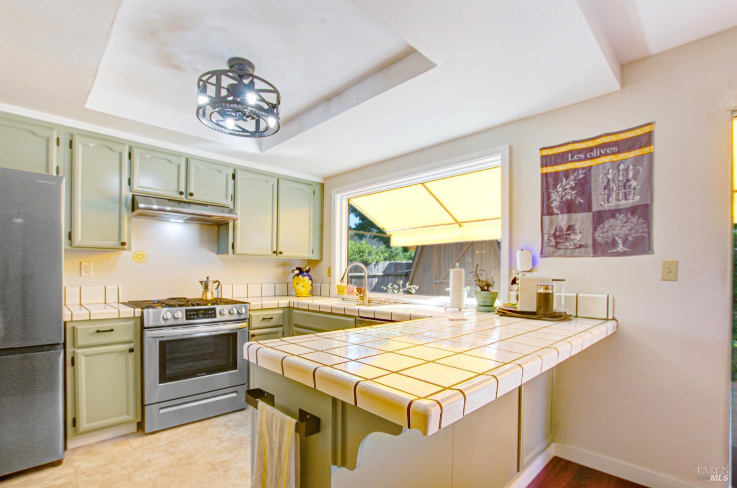 2338 Lakepark Drive Napa CA 94558