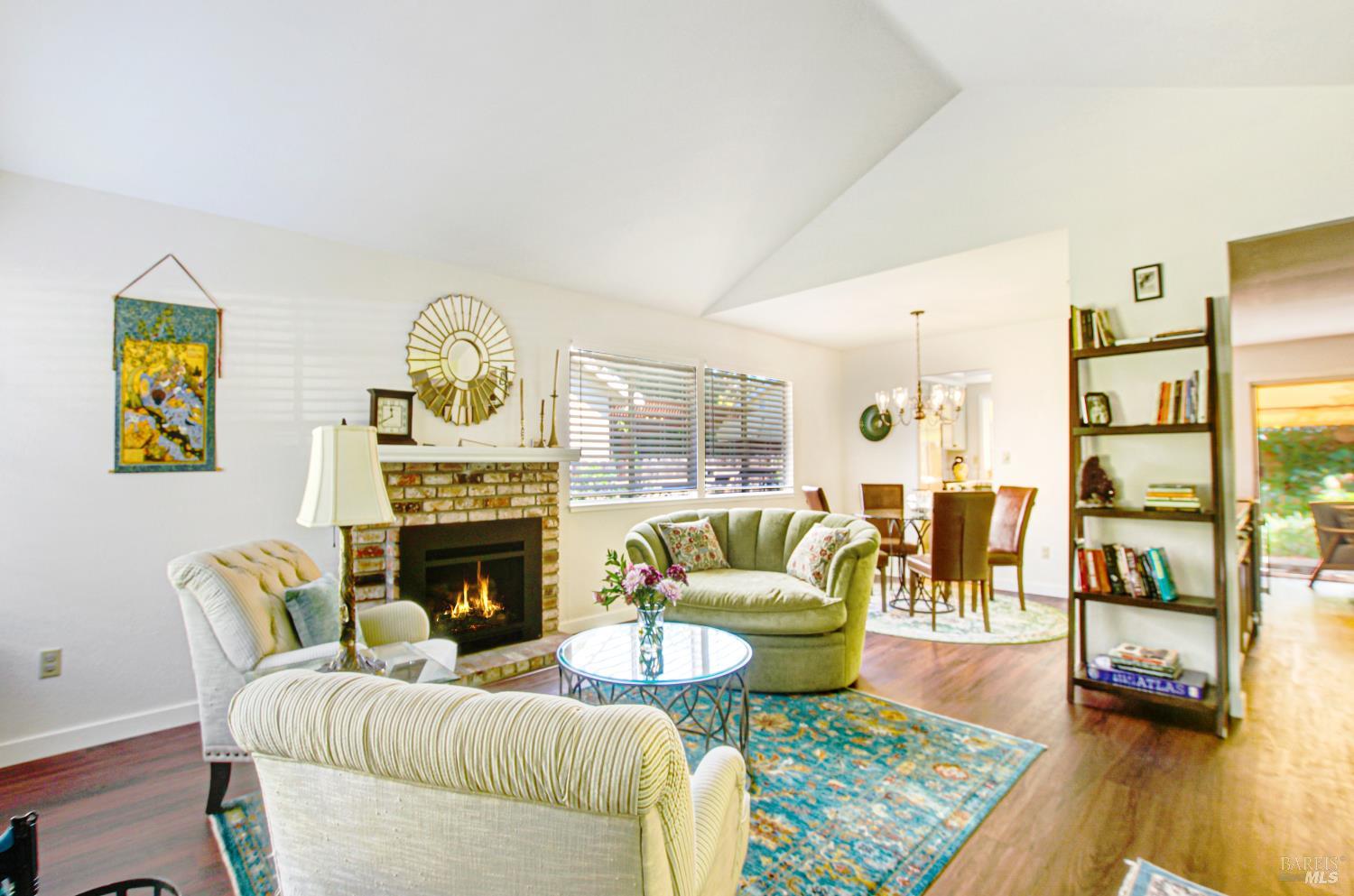 2338 Lakepark Drive Napa CA 94558