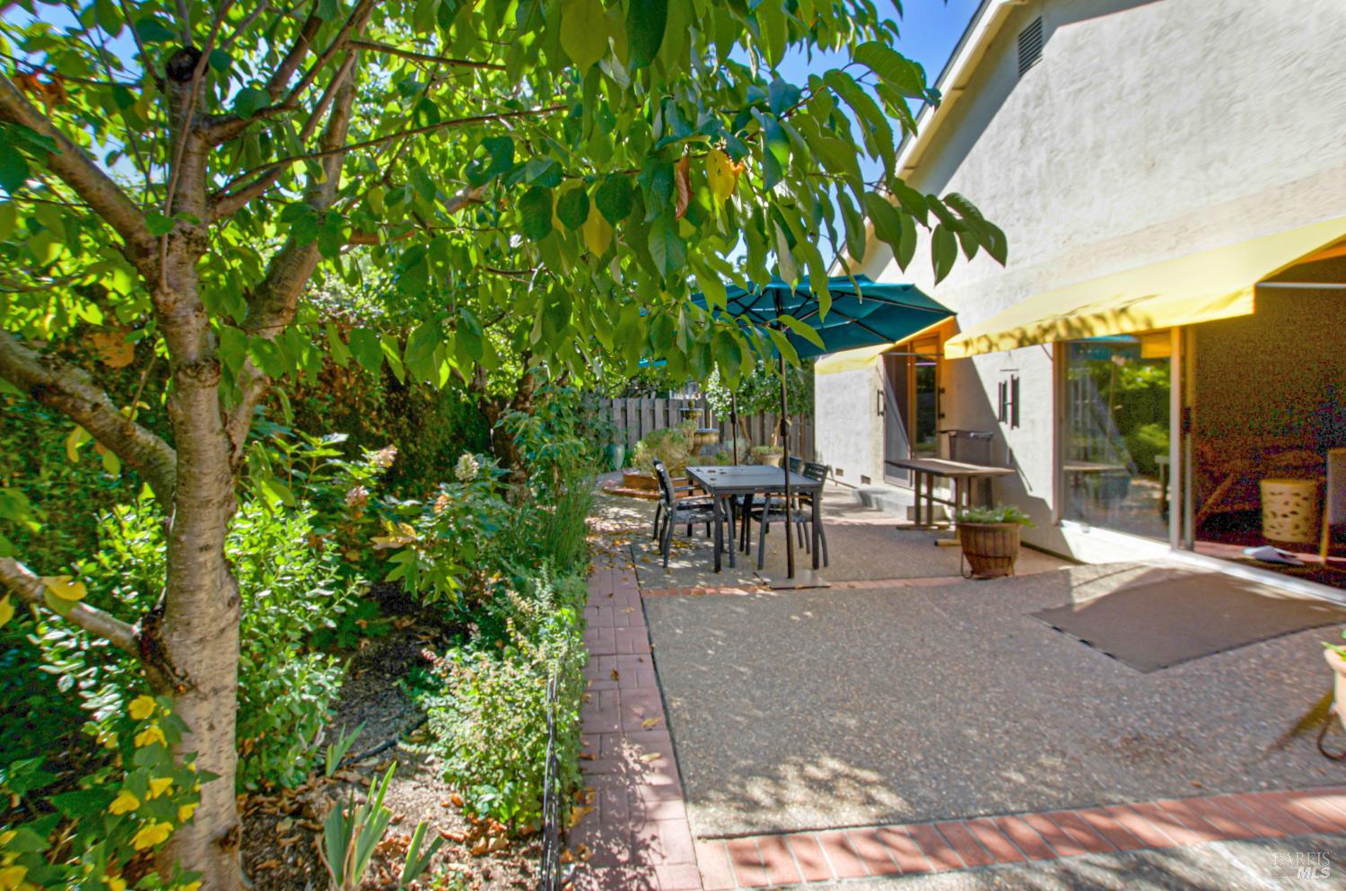 2338 Lakepark Drive Napa CA 94558
