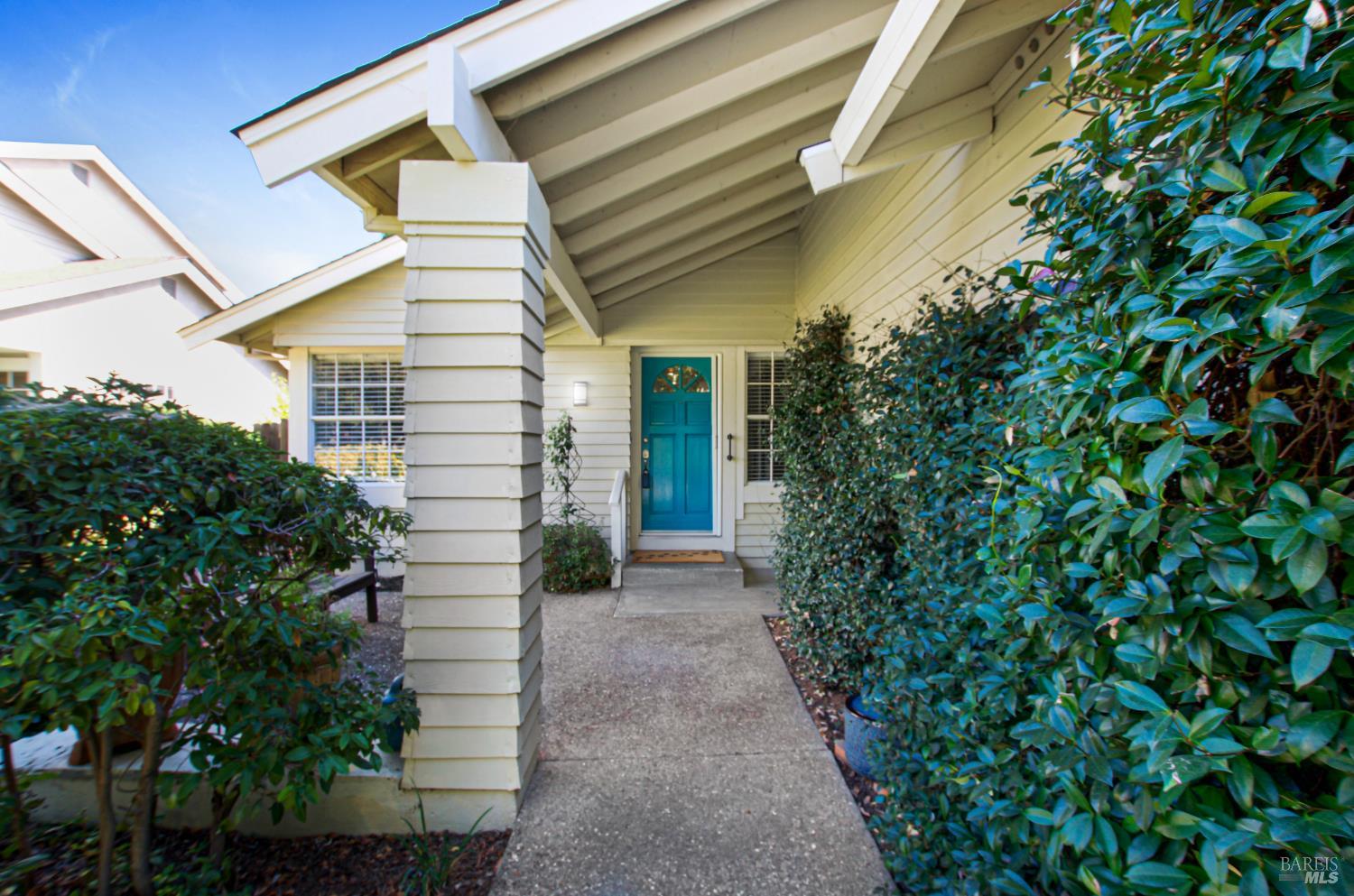 2338 Lakepark Drive Napa CA 94558