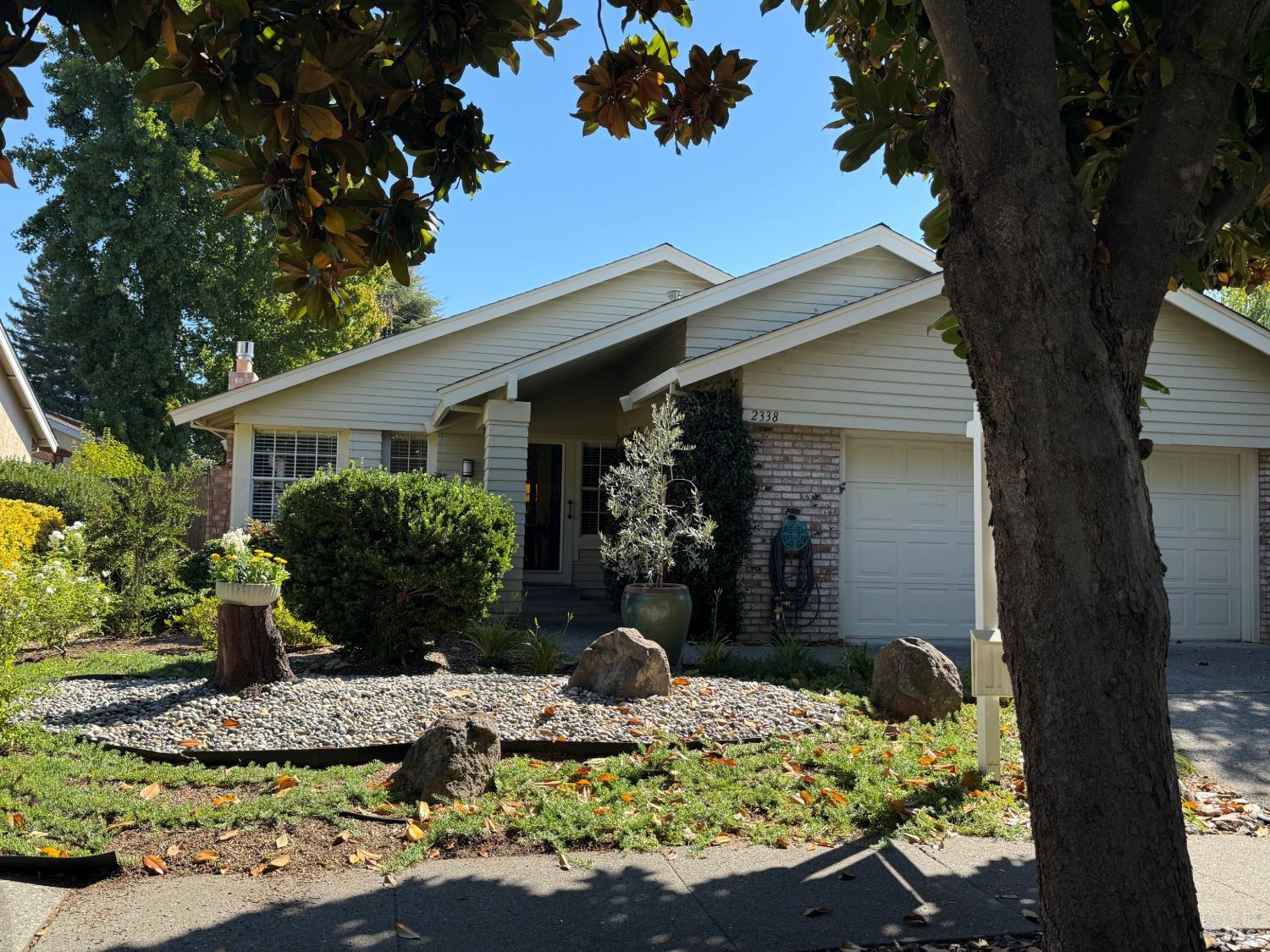 2338 Lakepark Drive Napa CA 94558