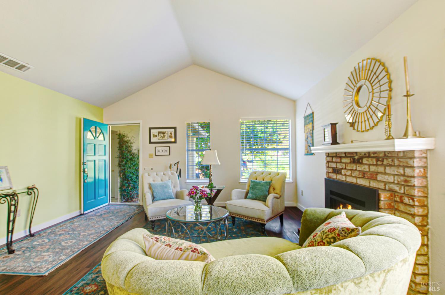 2338 Lakepark Drive Napa CA 94558