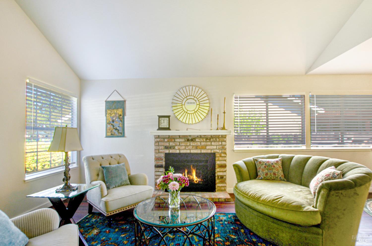 2338 Lakepark Drive Napa CA 94558