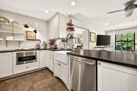 866 Princeton Drive Sonoma CA 95476