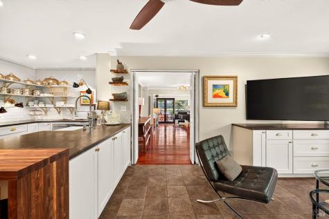 866 Princeton Drive Sonoma CA 95476