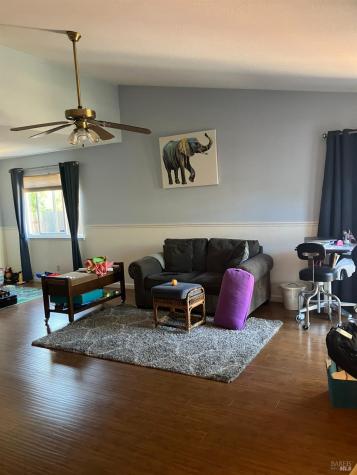 1112 Navarro Street Santa Rosa CA 95401