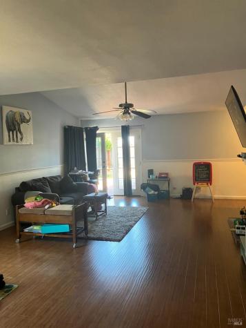 1112 Navarro Street Santa Rosa CA 95401