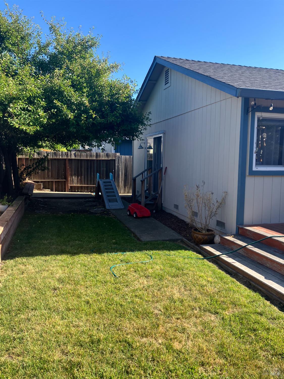 1112 Navarro Street Santa Rosa CA 95401