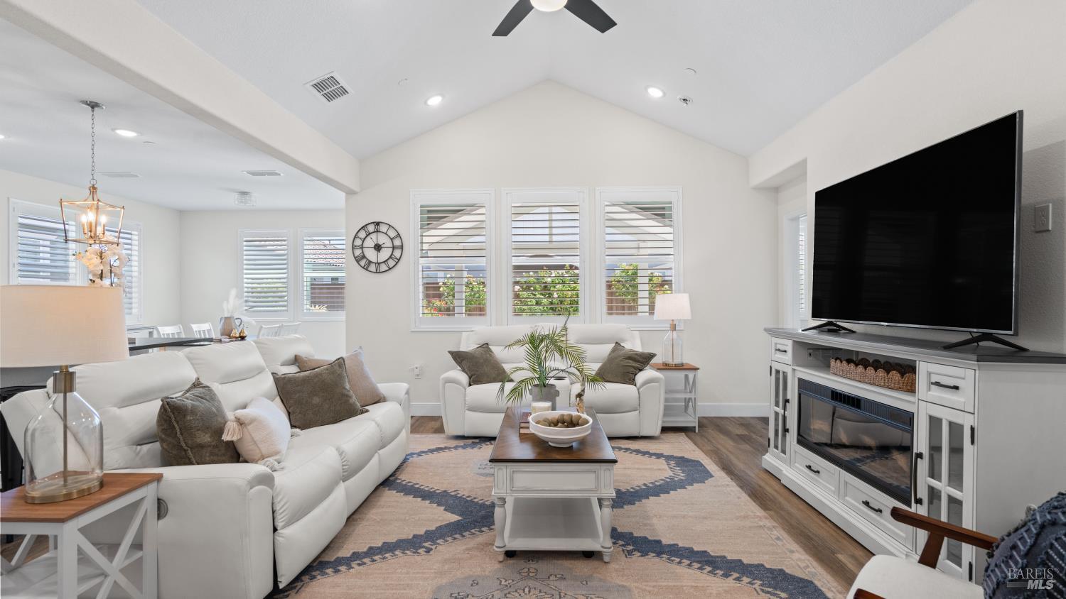 2115 Prairie Way Dixon CA 95620