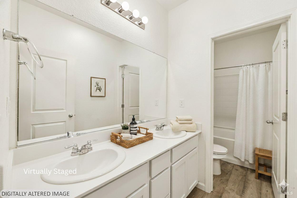 635 Honey Bee Road Dixon CA 95620