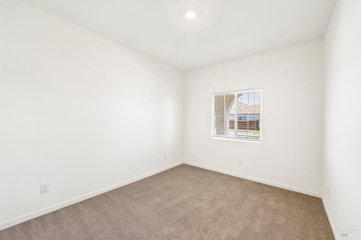 635 Honey Bee Road Dixon CA 95620