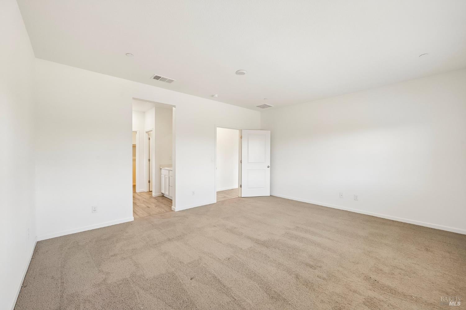 635 Honey Bee Road Dixon CA 95620