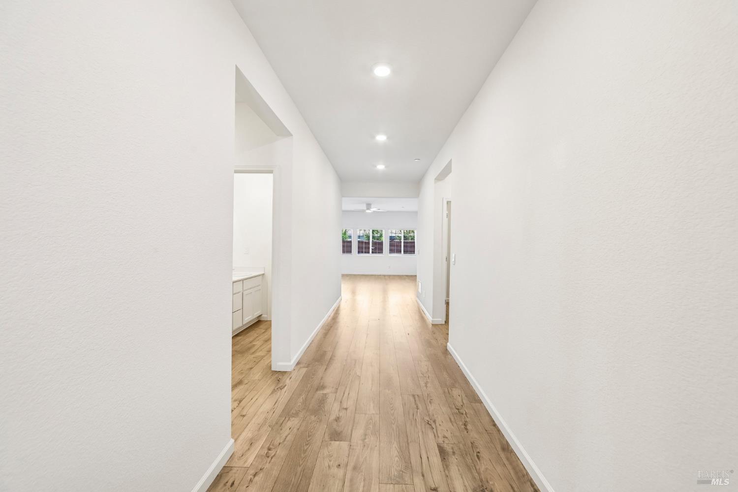 635 Honey Bee Road Dixon CA 95620