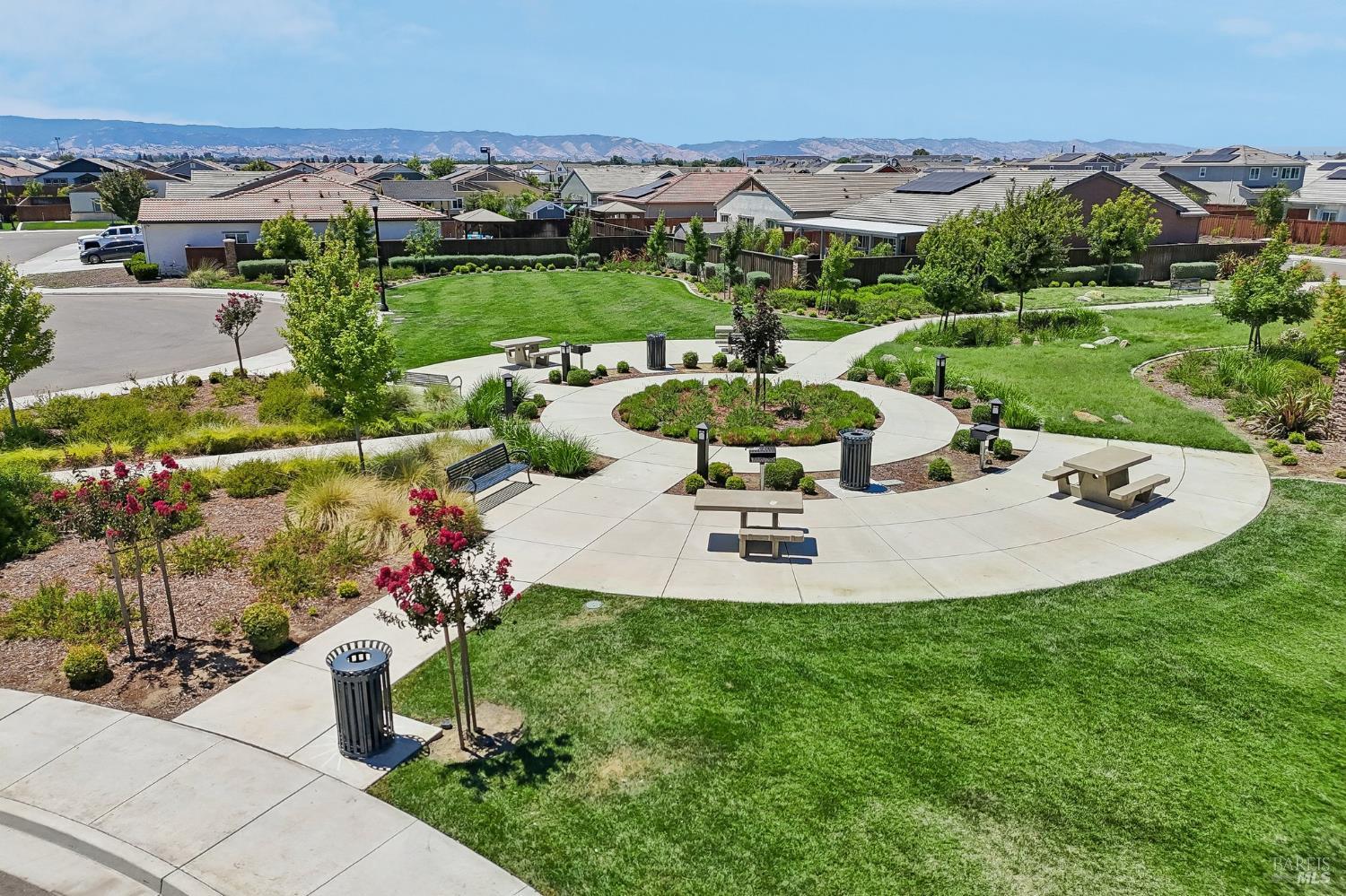 635 Honey Bee Road Dixon CA 95620